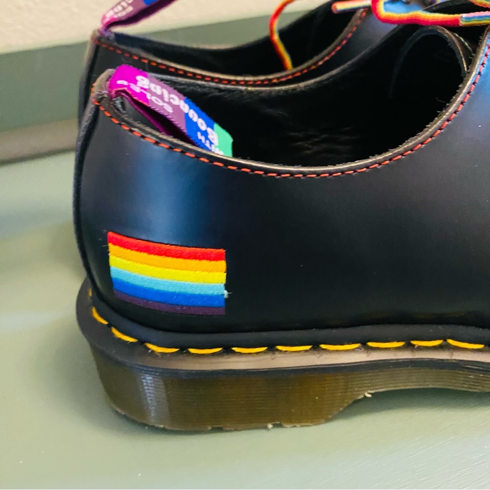 Dr Doc Martens PRIDE 1461 3 Eye Smooth Leather Oxford Shoe US M 9, L 10 - Picture 6 of 14